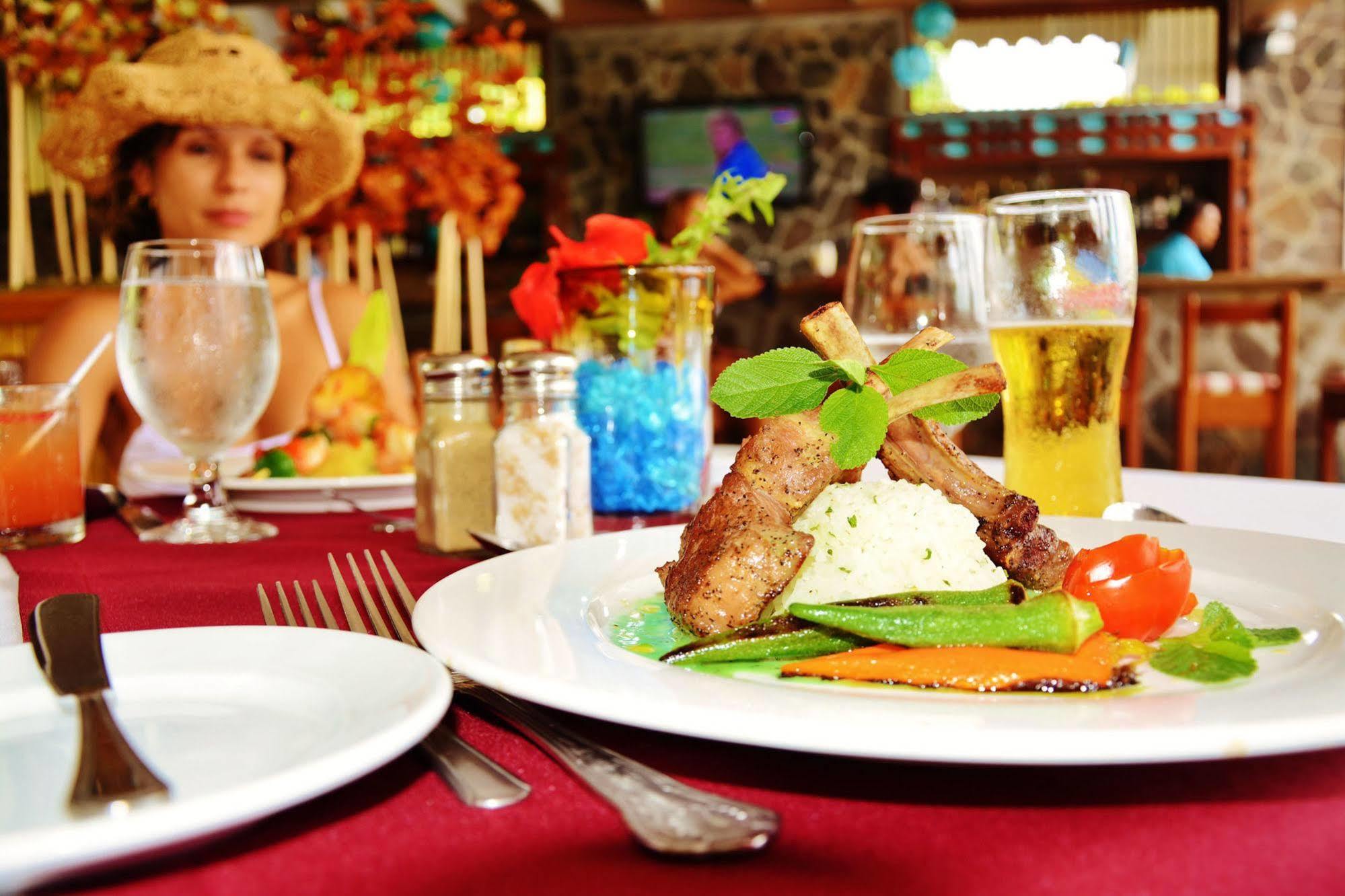 Beachcombers Hotel Saint Vincent Zewnętrze zdjęcie